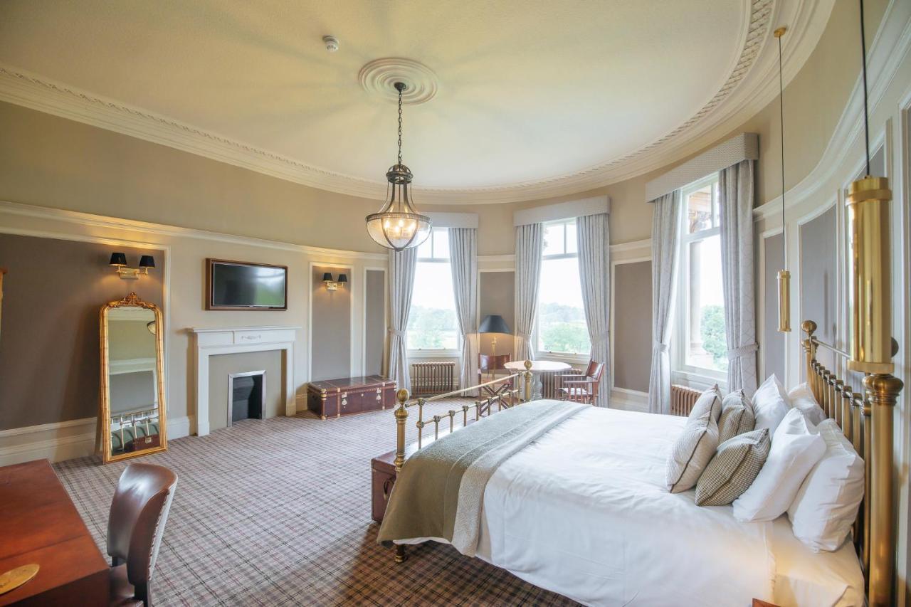 Cornhill Castle Guest House Бигар Екстериор снимка