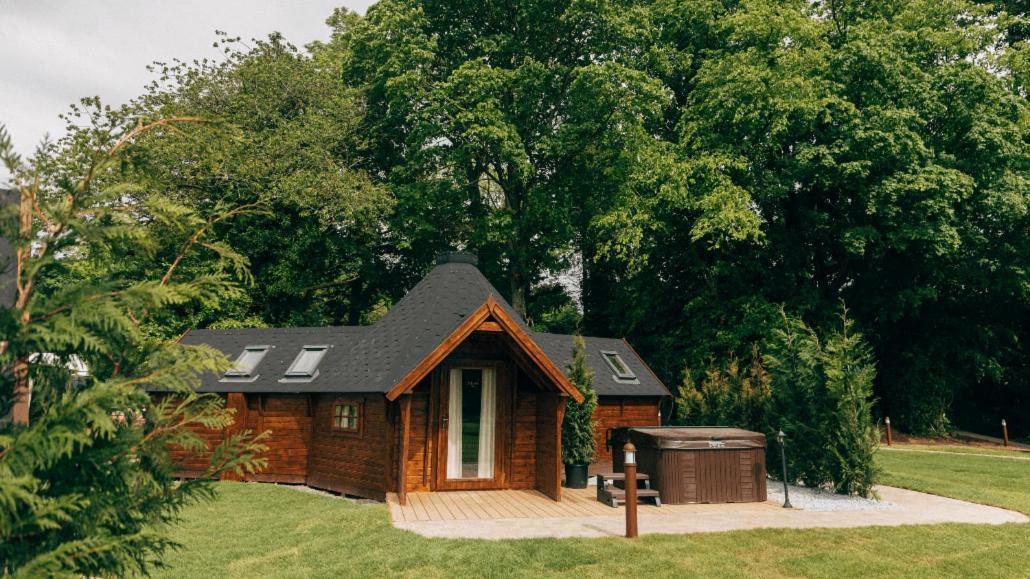 Cornhill Castle Guest House Бигар Екстериор снимка